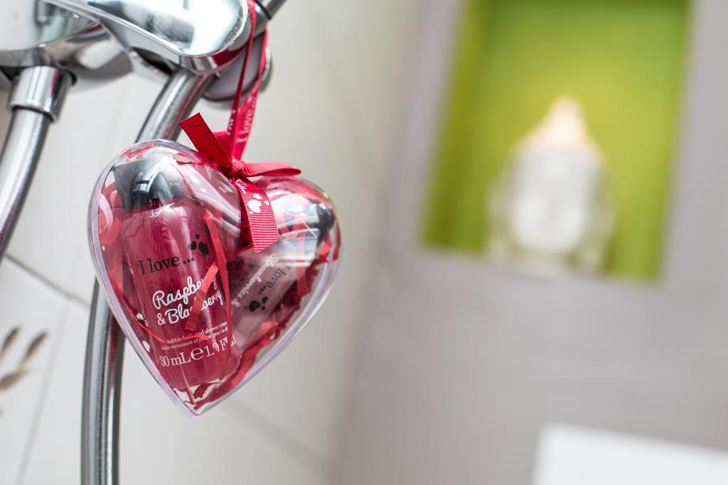 Private Wellness Suiten Mit Whirlpool Essen Cameră foto