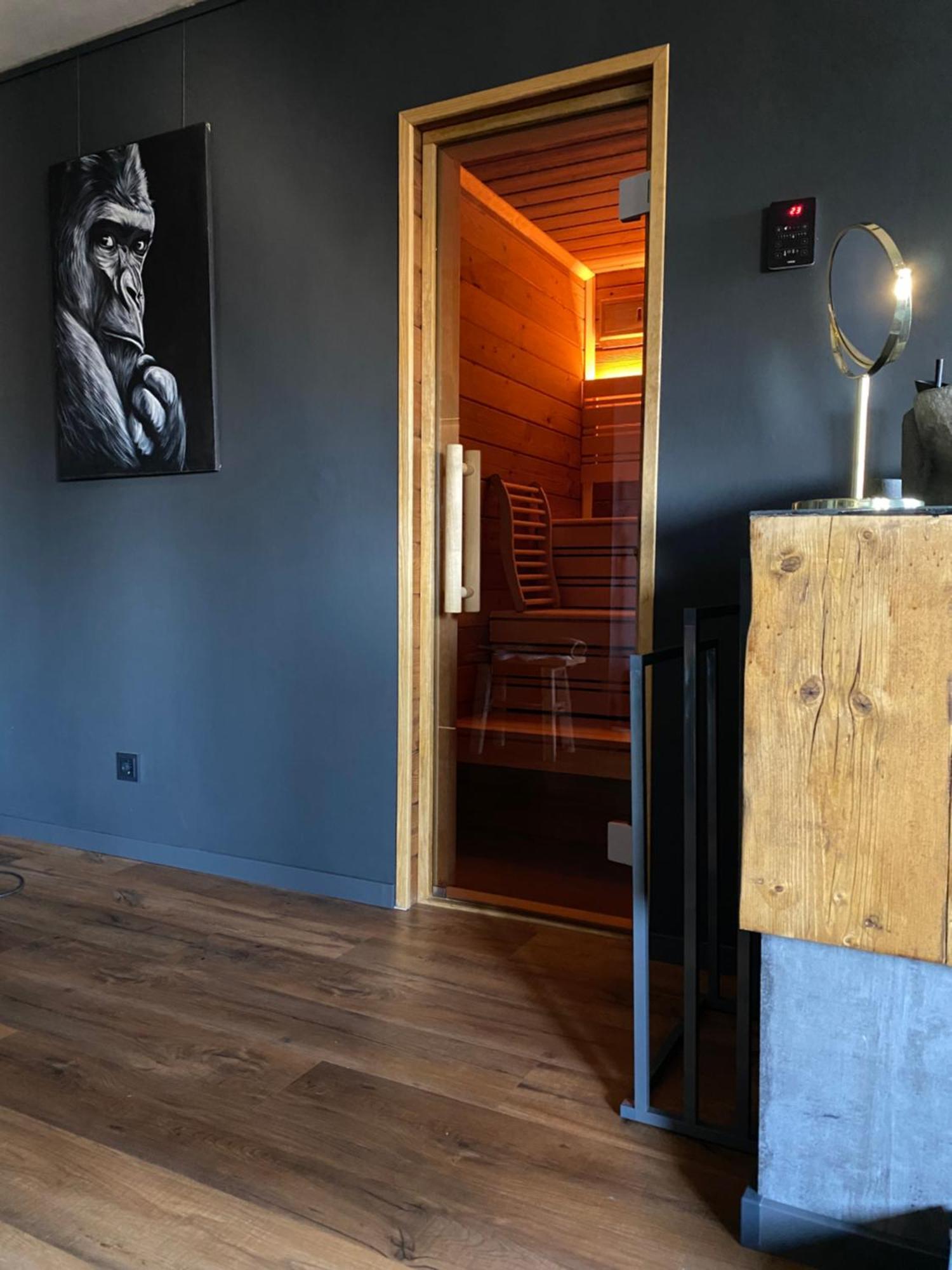 Private Wellness Suiten Mit Whirlpool Essen Exterior foto